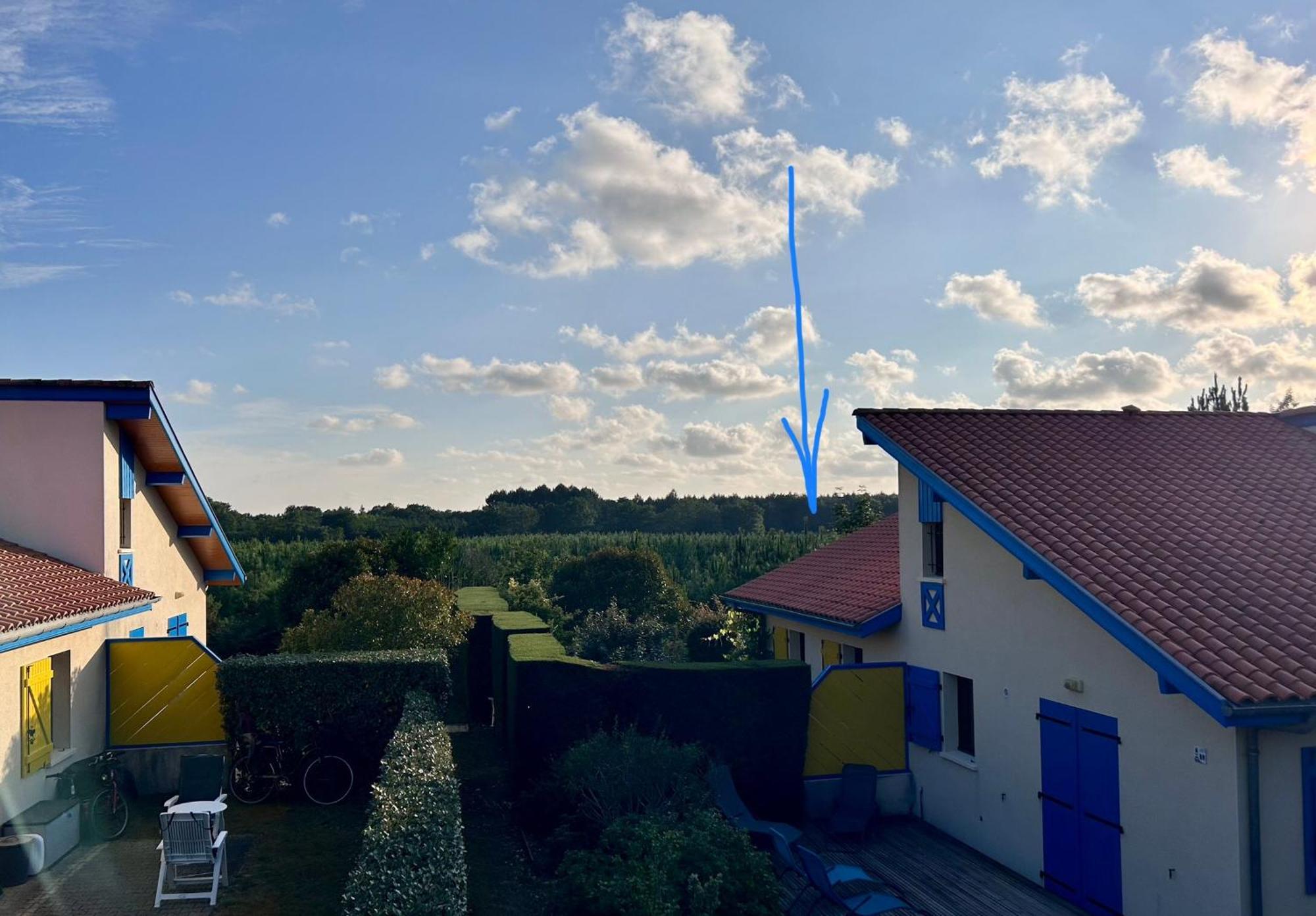 Jolie Maison De Vacances Avec Terrasse Et Jardin แซ็งต์-จูเลียง-อ็อง-บอร์ง ภายนอก รูปภาพ